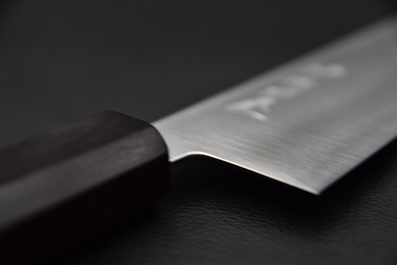 Hitohira santoku en V-Toku2 — vue de dos, couteau japonais