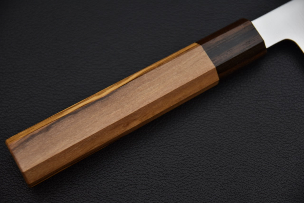 Hitohira gyuto 210 mm — manche wa octogonal, grain et veines du bois clair
