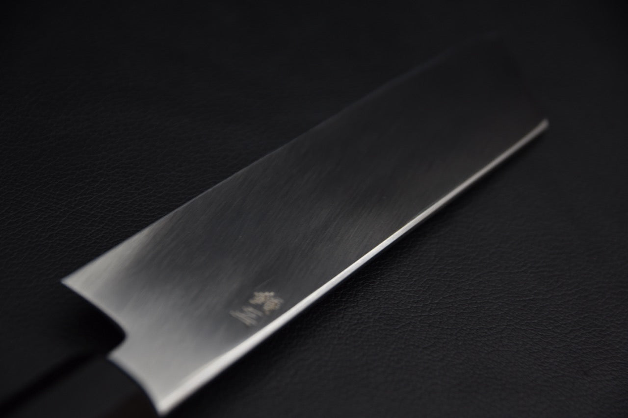 Hitohira Nakagawa couteau japonais — manche wa en magnolia, vue latérale