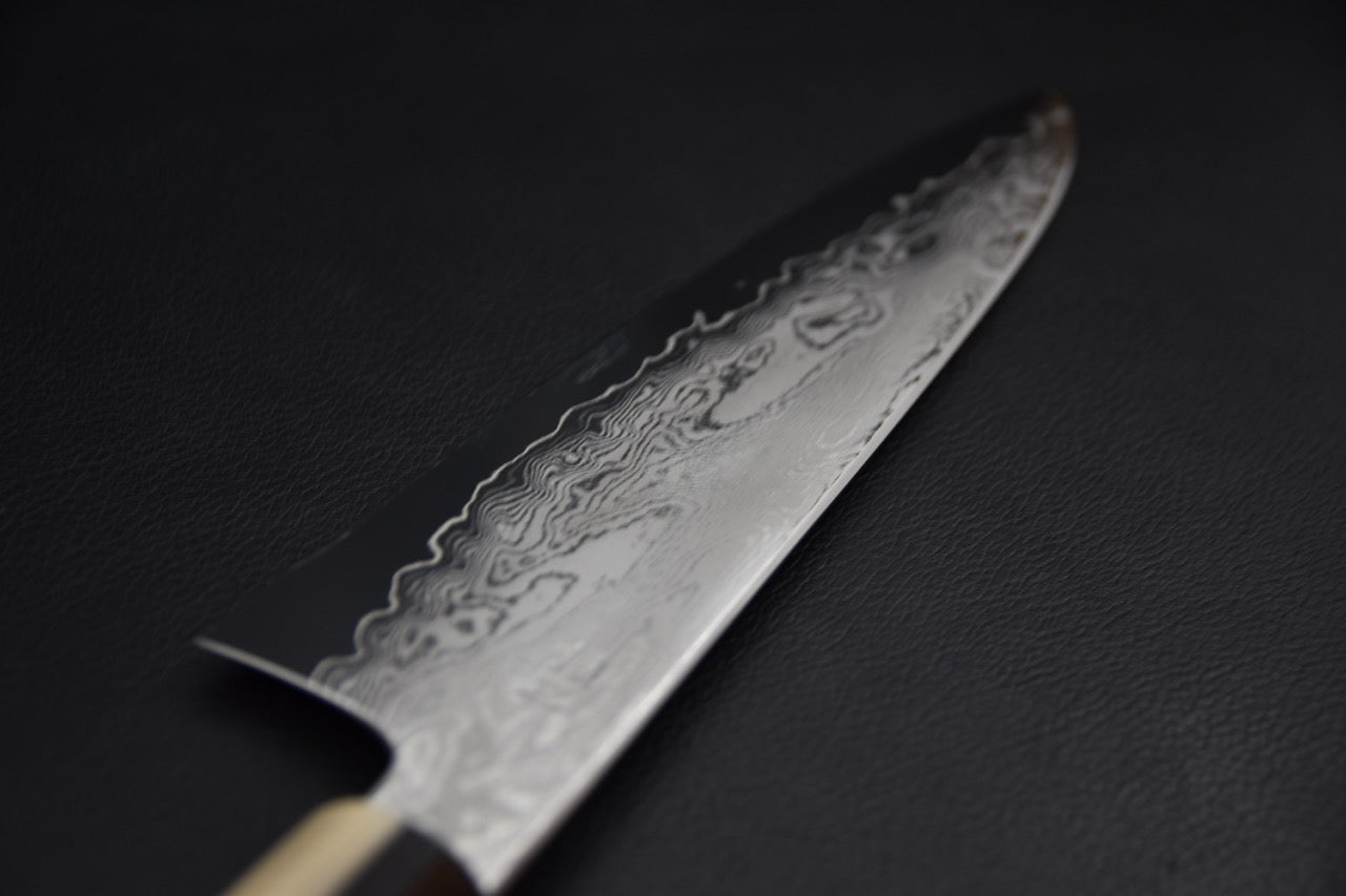 Couteau japonais gyuto 210 mm : détail du manche en ébène