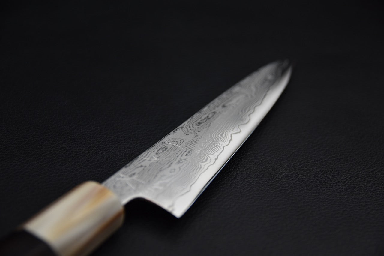 Couteau japonais petty en acier Ginsan, vue de la lame de côté