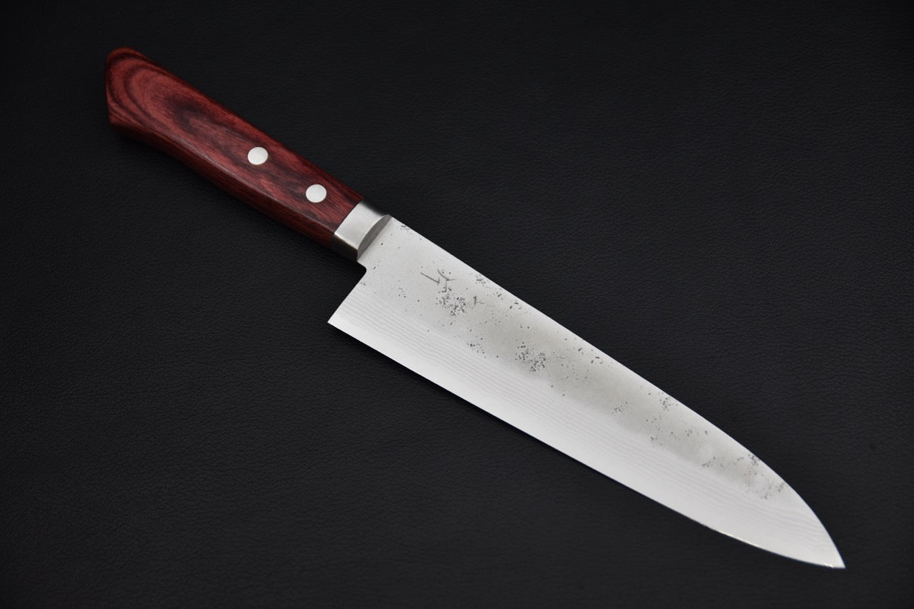 Hitohira gyuto 180 mm finition nashiji — vue complète du couteau japonais