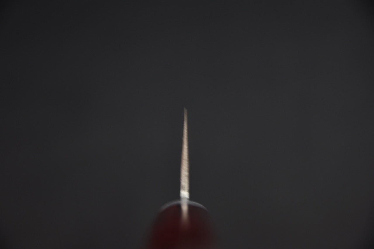 Hitohira gyuto 180 mm nashiji — vue d'ensemble sur fond neutre