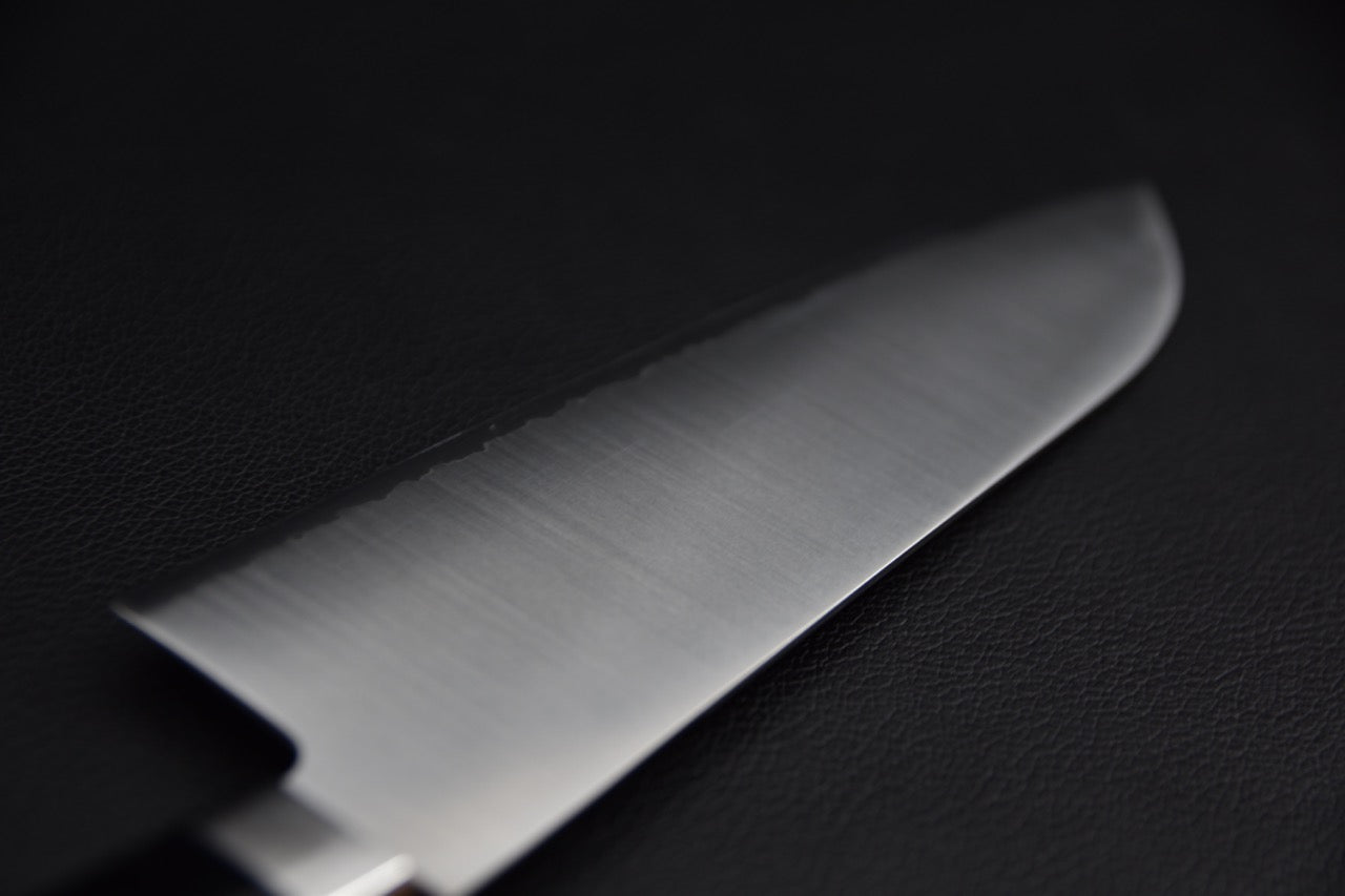 hitohira-t10-migaki-santoku-170mm-pakka_5.jpeg,Hitohira T10 Migaki Santoku 170mm Pakka - vue 5
