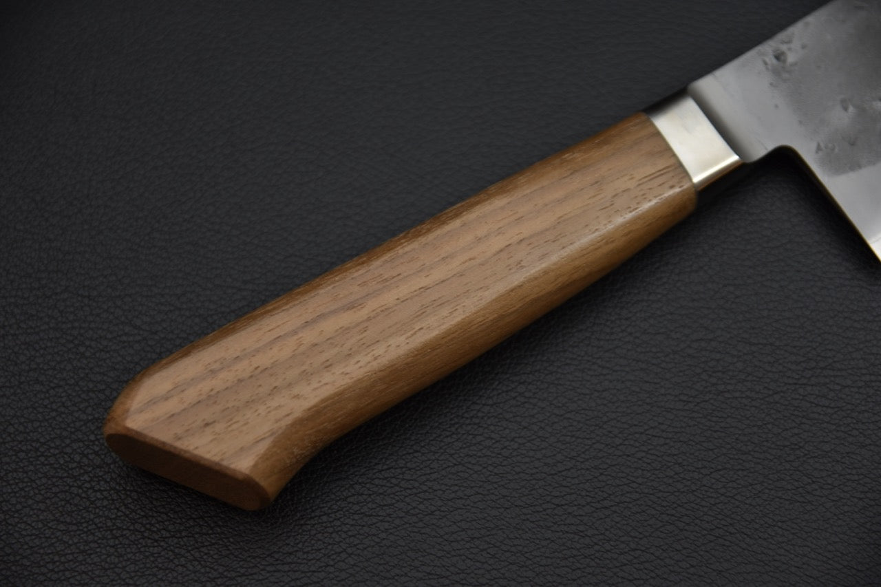 Gyuto 240 mm — détail du talon de lame et de la virole, couteau japonais