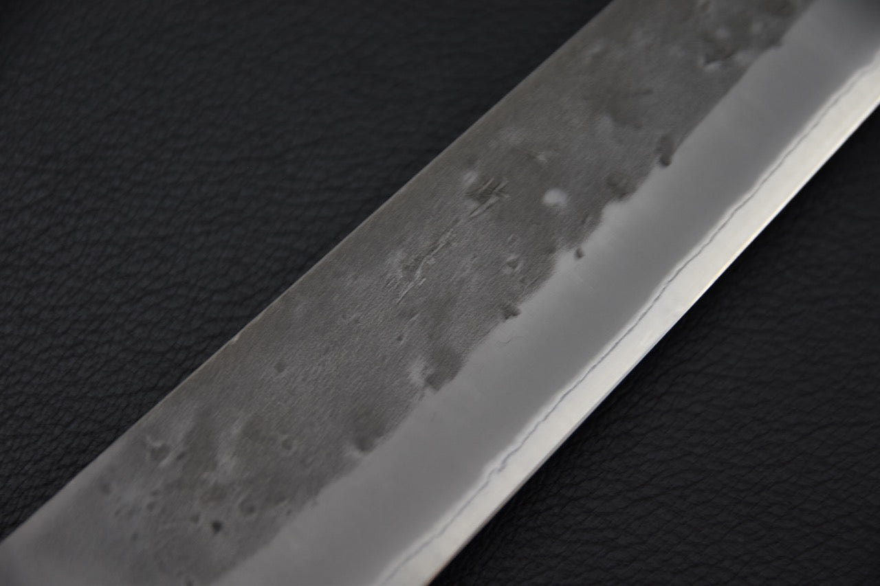 Sujihiki 270 mm Aogami #2 — détail de la finition nashiji sur le corps de lame