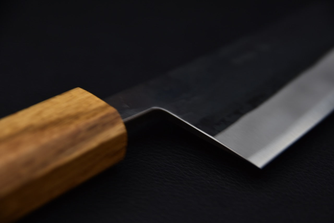 Couteau japonais Gyuto avec lame en acier Aogami 2 et manche en chêne