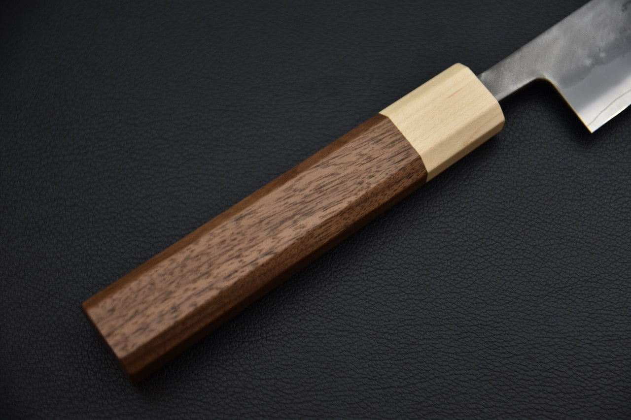 Talon de lame et virole du sujihiki Hitohira TD 240 mm, transition manche noyer et acier SKD, couteau japonais