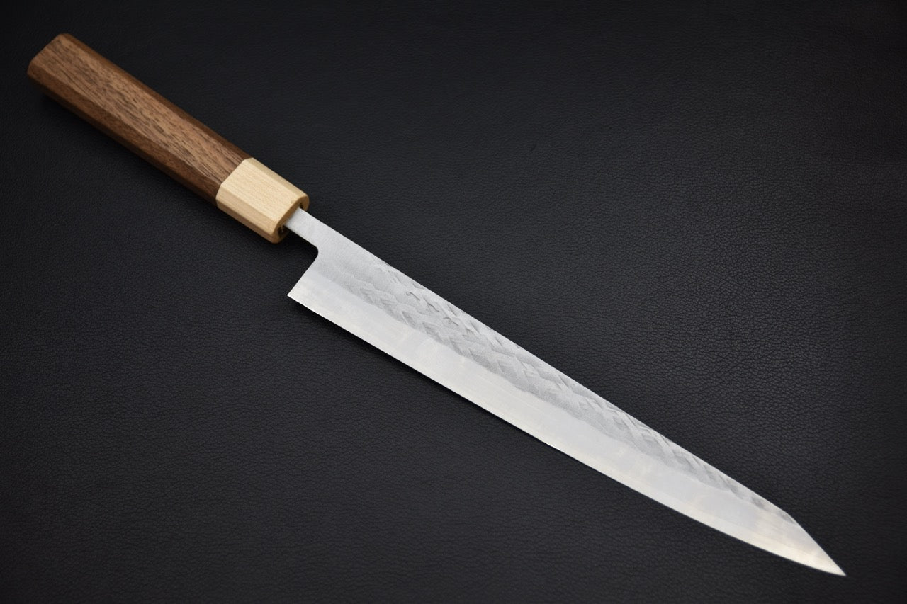Hitohira TD sujihiki 240 mm — vue complète, manche en noyer et virole en érable