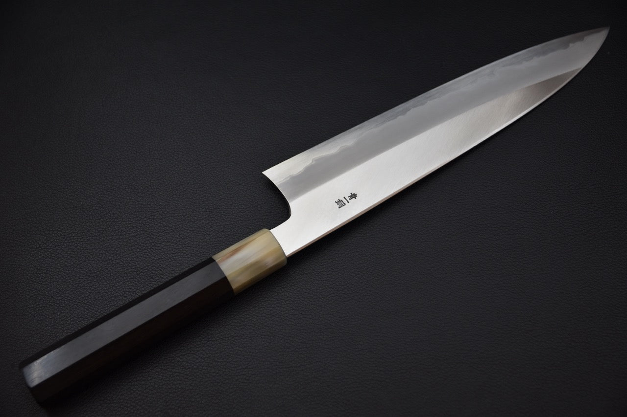Gyuto couteau japonais — vue du manche et de la virole
