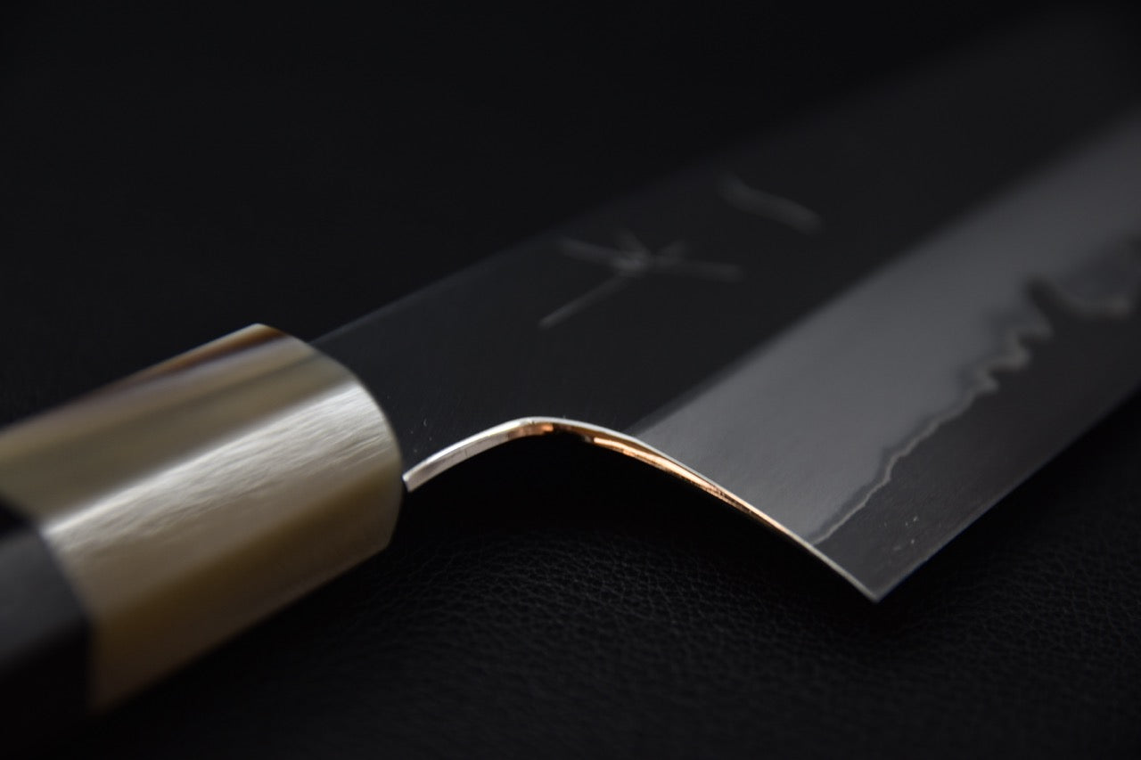 Gyuto couteau japonais en Aogami #1 — vue d'ensemble sur fond neutre