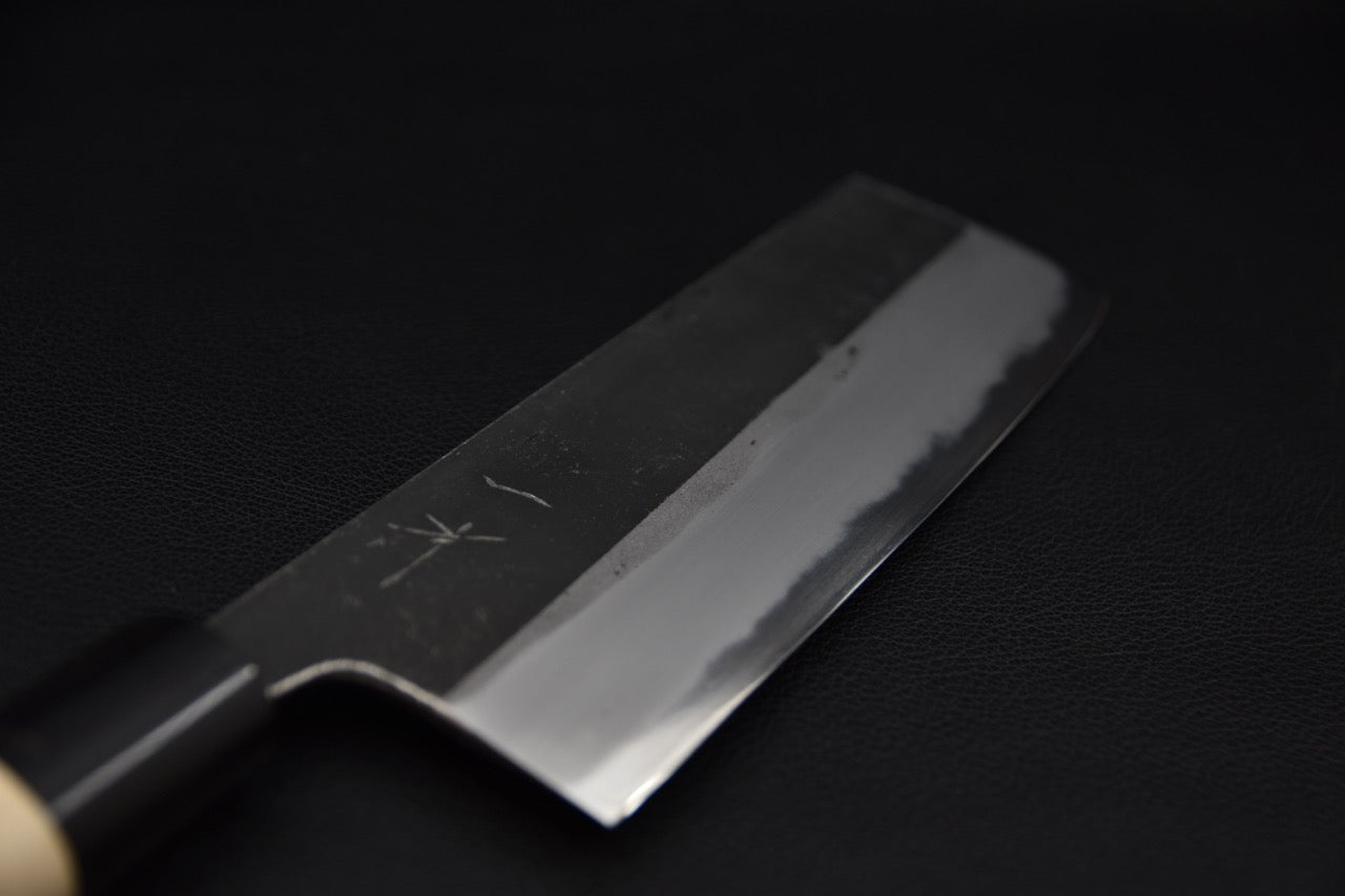Hitohira Togashi nakiri couteau japonais — profil droit de la lame rectangulaire