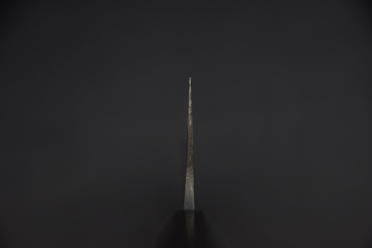 Nakiri couteau japonais — vue du dos de la lame, finition kurouchi