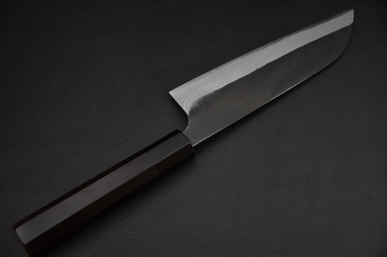 Santoku couteau japonais — vue du tranchant, construction sanmai