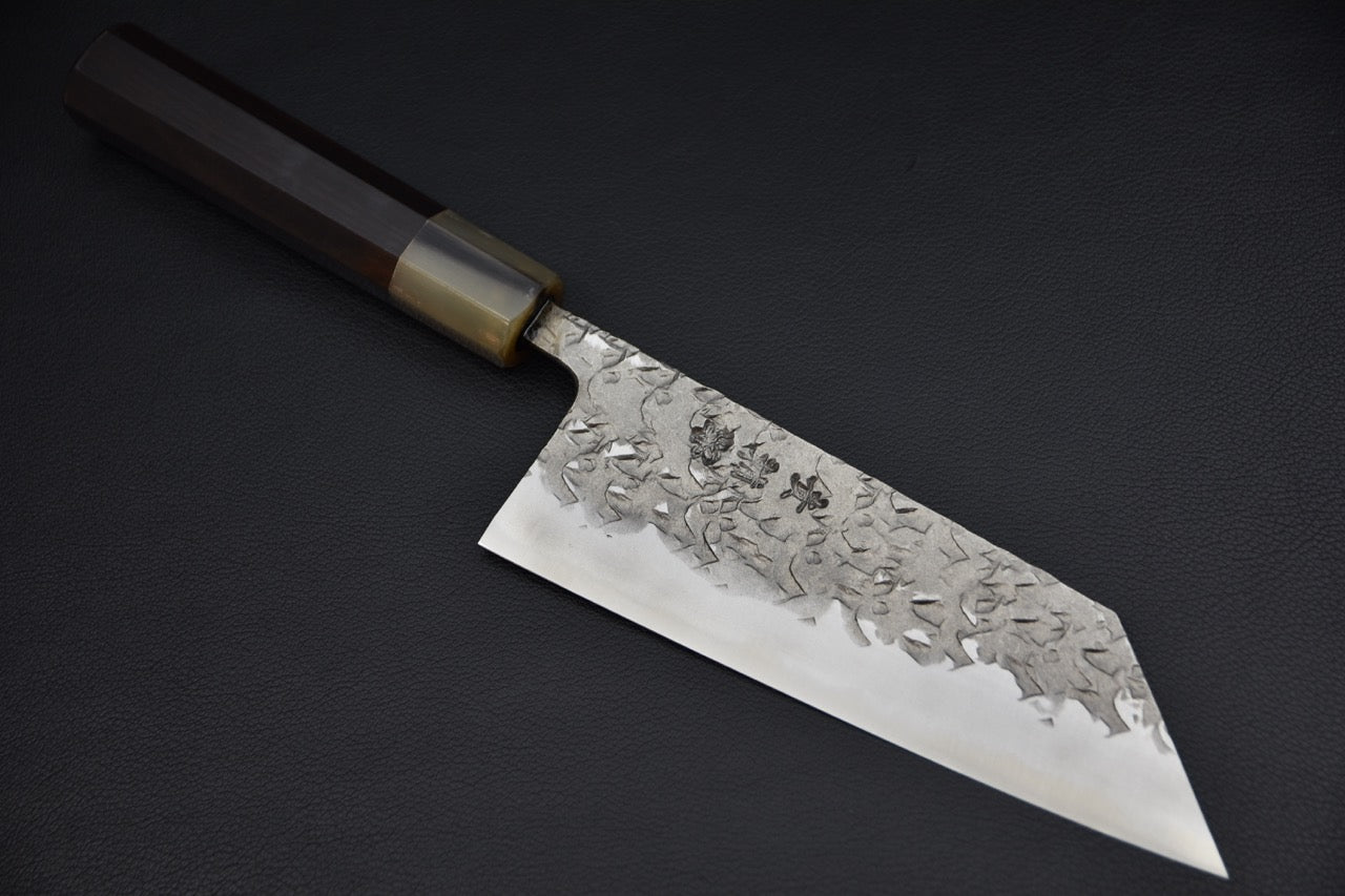 Couteau japonais bunka 180 mm Aogami #2 finition tsuchime — vue complète profil droit