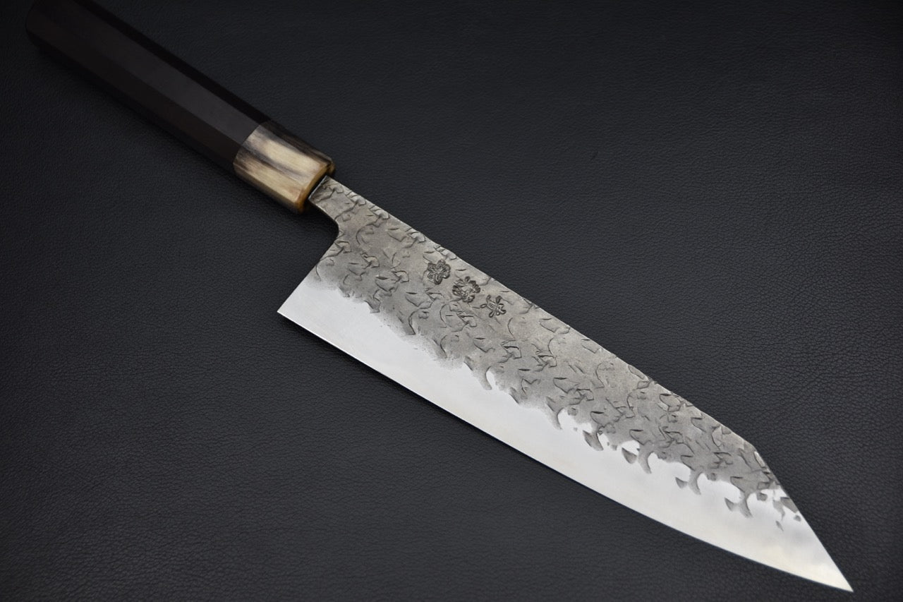 Kiritsuke couteau japonais 240 mm Aogami #2 finition tsuchime — vue complète
