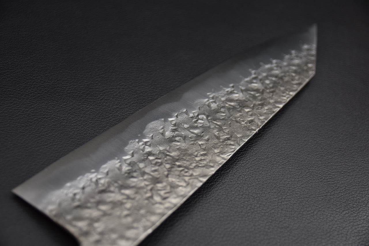 Kiritsuke couteau japonais 240 mm — vue du talon et hauteur de lame