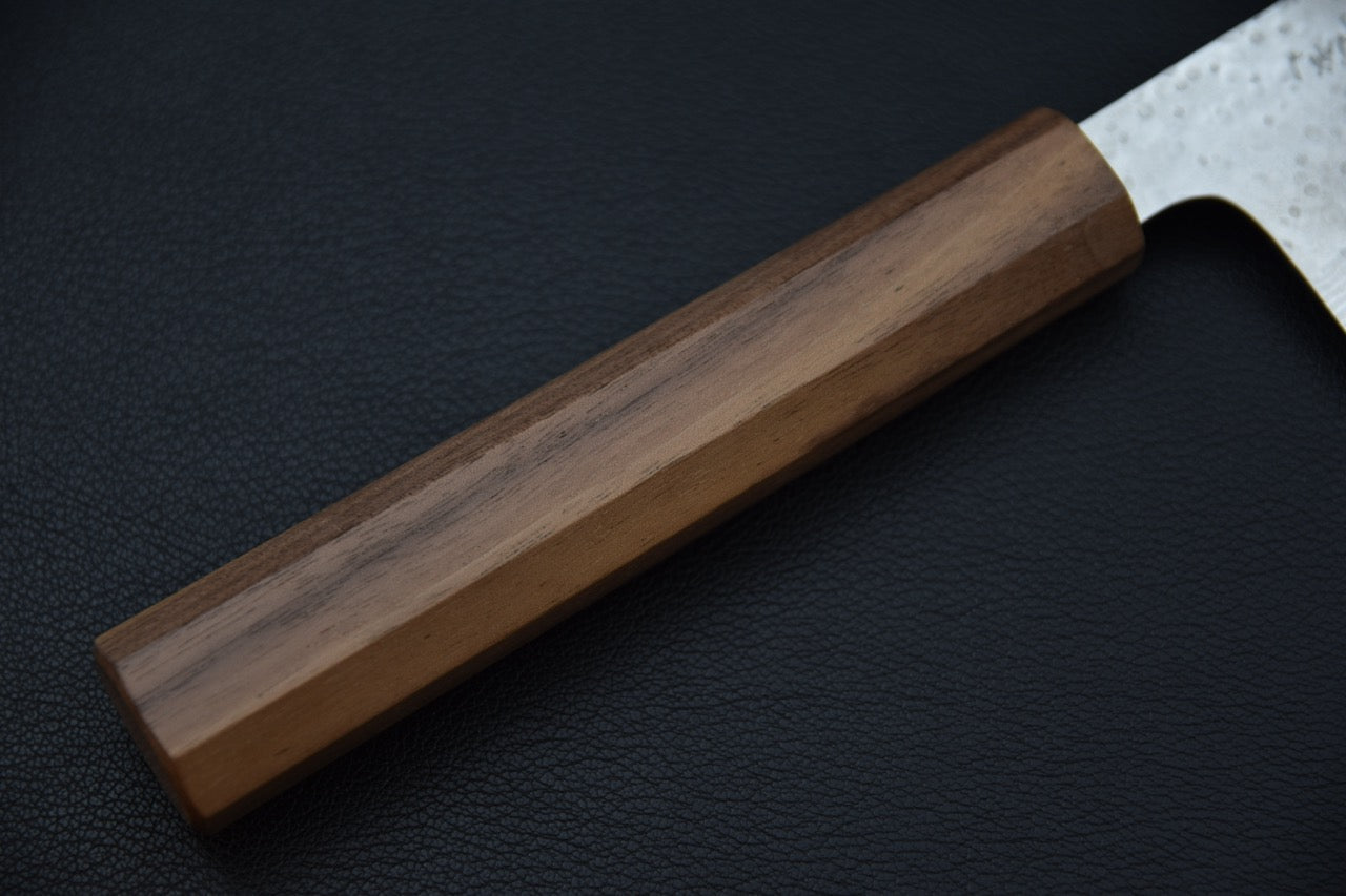 Couteau japonais gyuto 240 mm — jonction manche et lame, détail virole