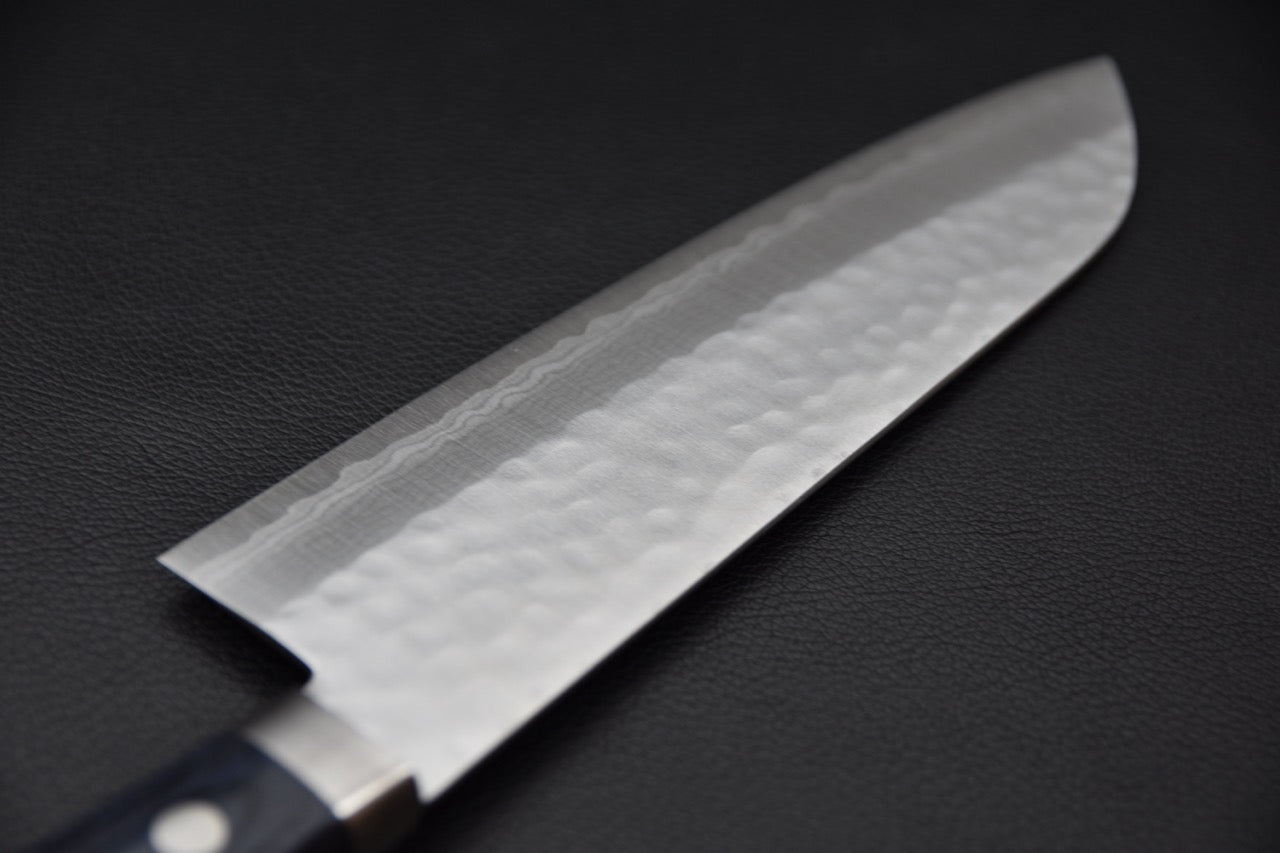 Santoku couteau japonais — jonction lame et manche, détail