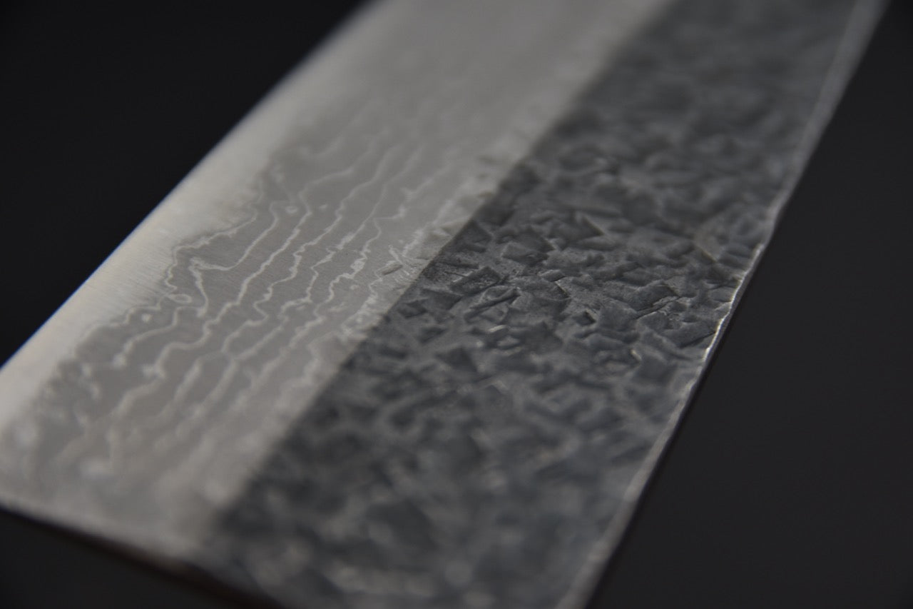 Tranchant de santoku couteau japonais 165 mm, vue de profil bas