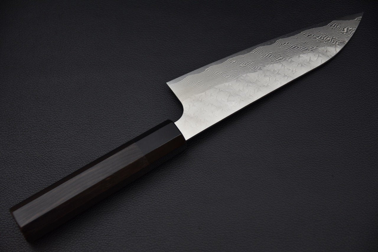 Couteau japonais avec lame damas et manche sombre