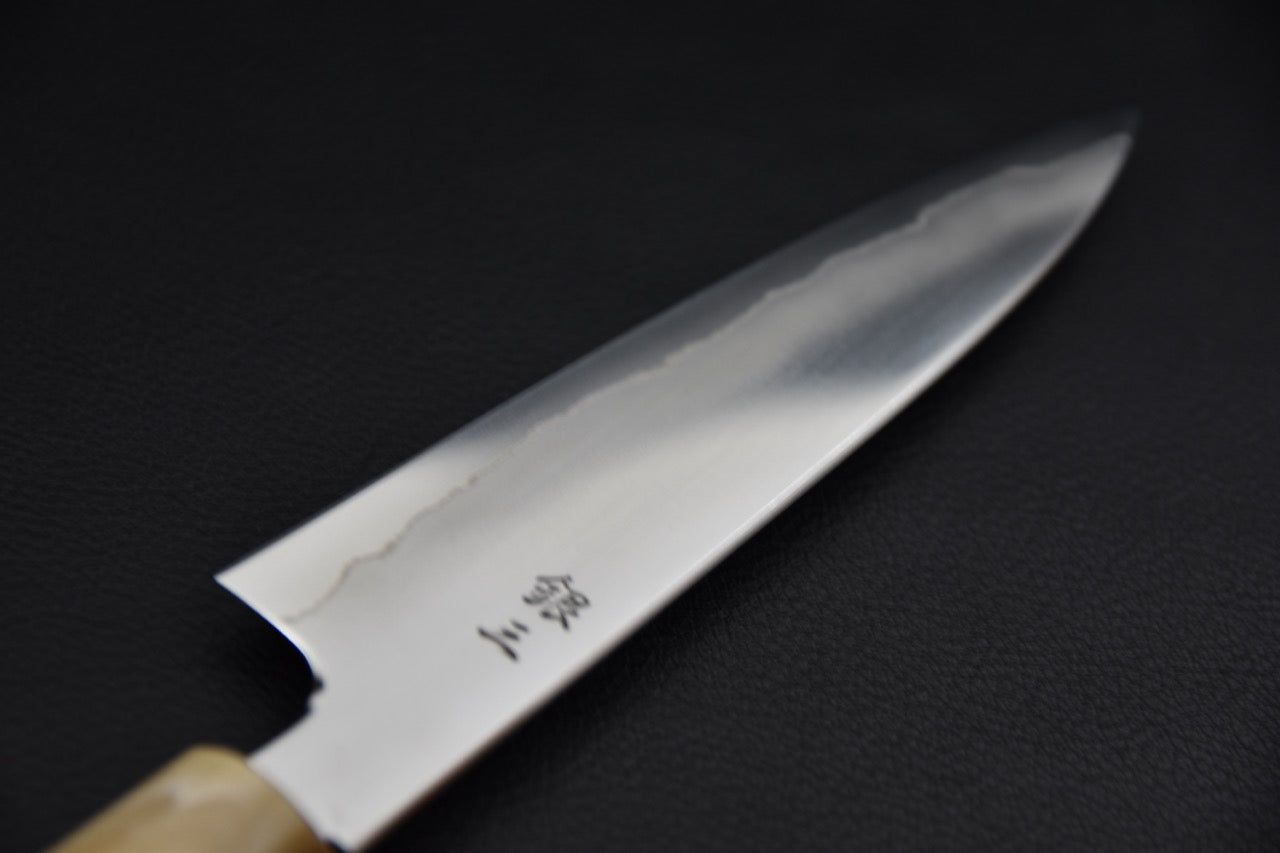 Tetsujin petty 135 mm — détail des kanji côté virole, couteau japonais