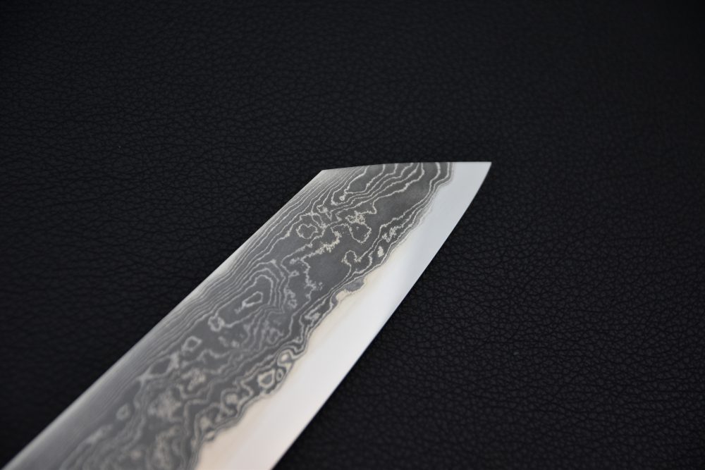 Hitohira Tanaka Kyuzo Aogami #1 Damascus Kiritsuke Gyuto 240mm Ébène Fusion