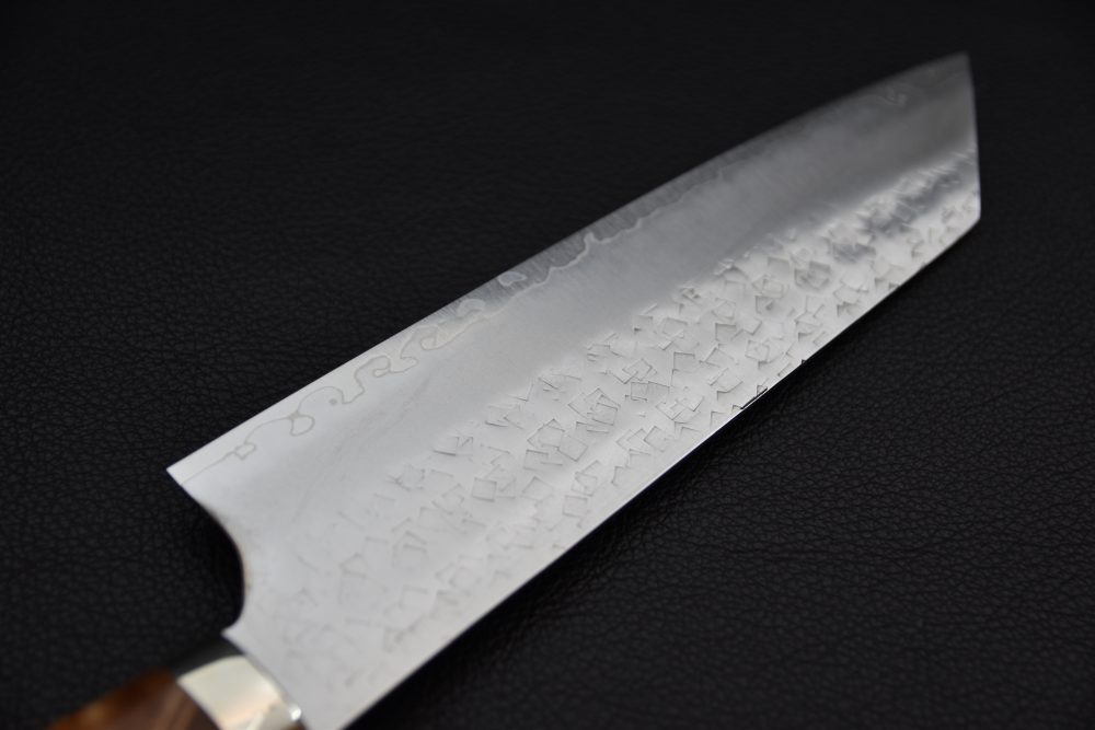 Yoshimi Kato SG2 Tsuchime Bunka 180mm Loupe D'érable