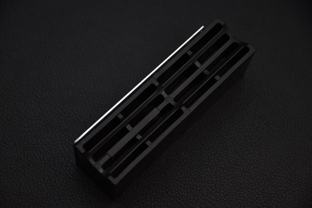 Atoma Petite Plaquette de Diamant #140 Avec poignée