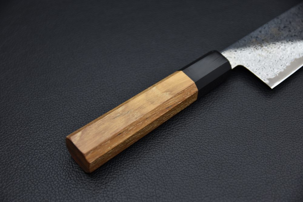 Hatsukokoro Sunaarashi VG10 Kurozome Nickel Damascus Santoku 180mm Teak