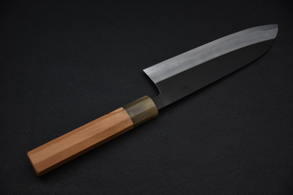 Hitohira Tanaka Kyuzo Aogami #1 Kurouchi Santoku 180mm Cèdre Yakusugi
