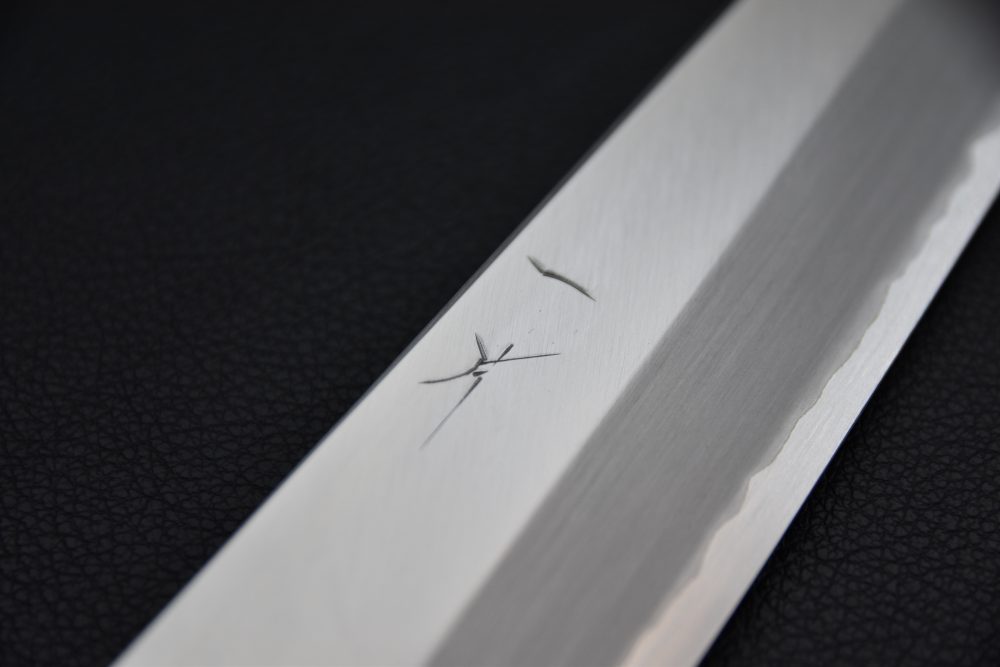 Hitohira Togashi Shirogami #1 Stainless Clad Sujihiki 300mm Ébène de Tahei