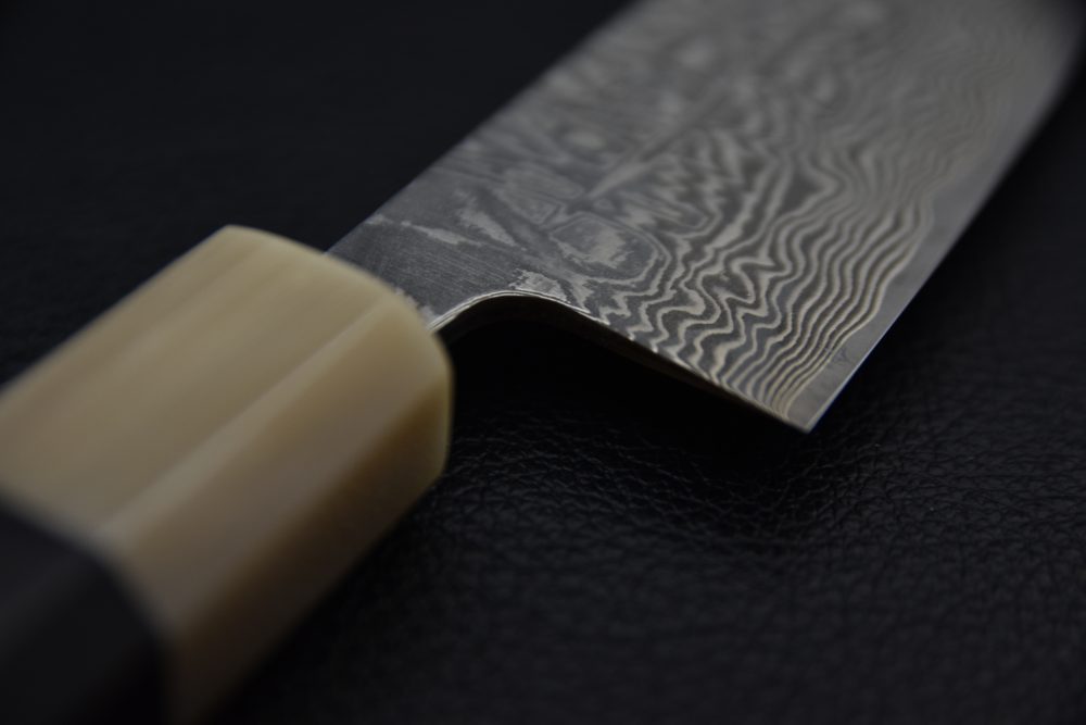 Shiro Kamo SG2 Kurozome Damascus Petty 150mm Ébène