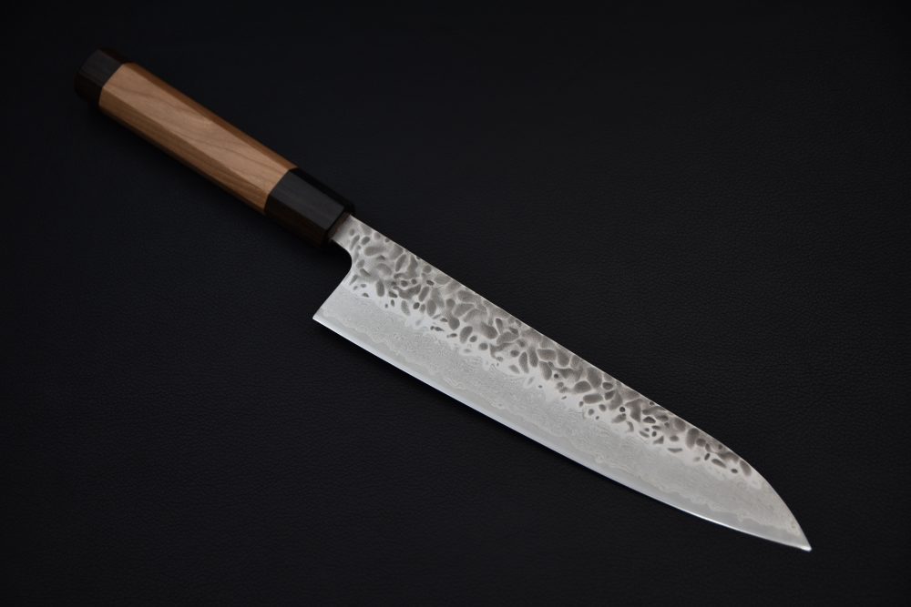 Hitohira Futana Stainless Tsuchime Damascus Gyuto 210mm Cerisier