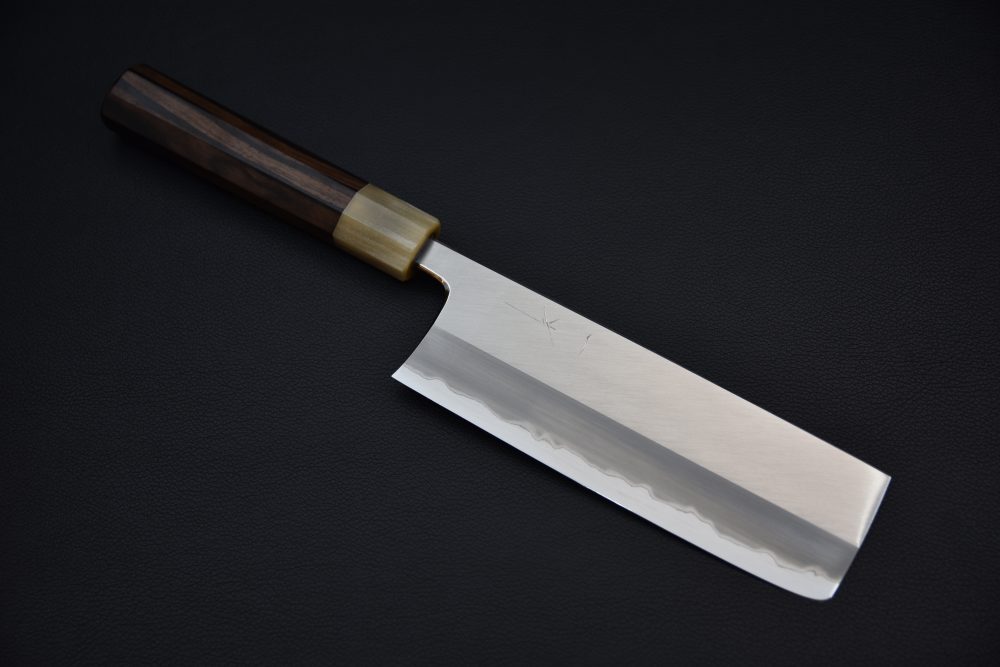 Hitohira Togashi Shirogami #1 Migaki Nakiri 180mm Taihei Ébène Makassar