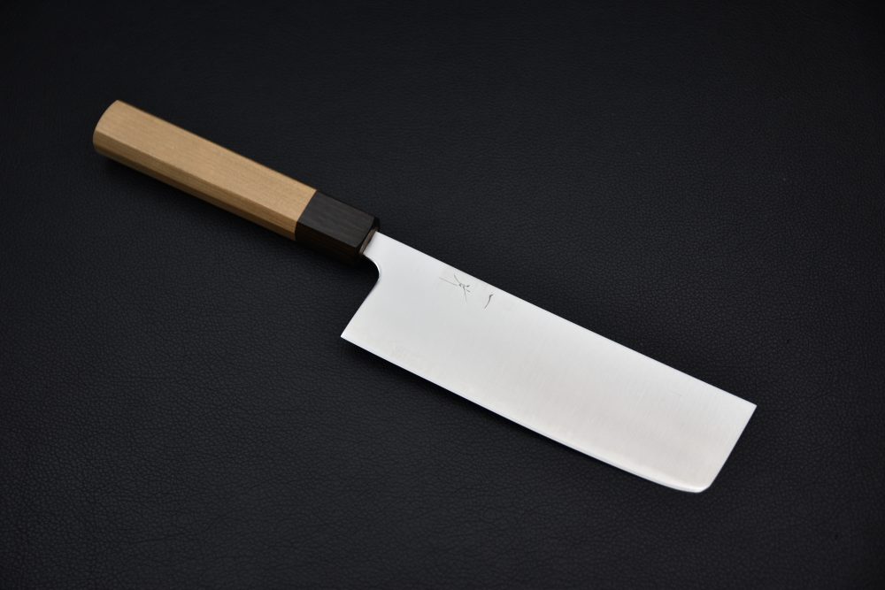 Hitohira Futana SB Migaki Nakiri 165mm Cherry wood