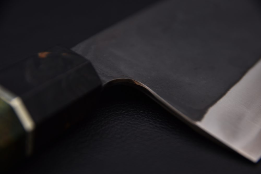 Yoshida Hamono HAP 40 Gyuto 240mm Kurouchi Loupe D'érable (Vert)