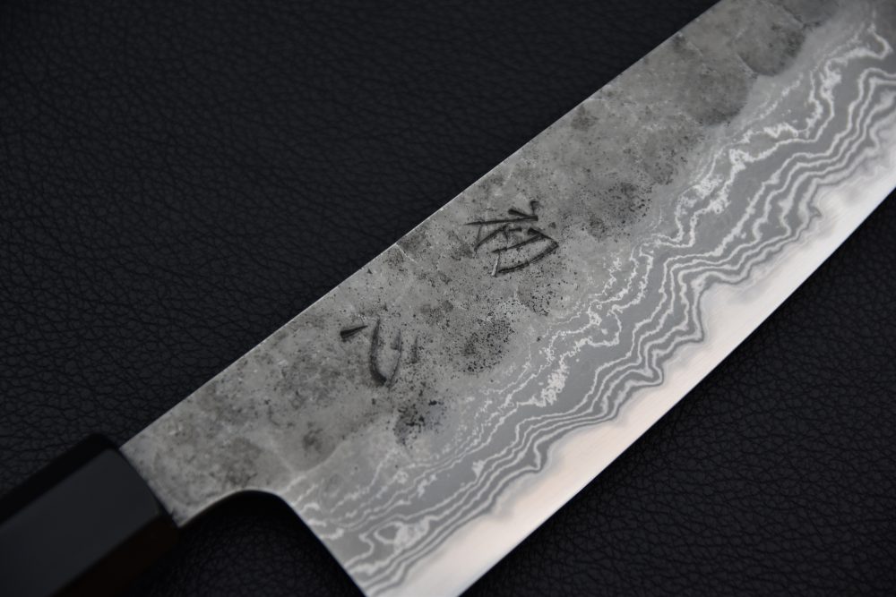 Hatsukokoro Inazuma Aogami Super Damascus Kurouchi Santoku 170mm Noyer