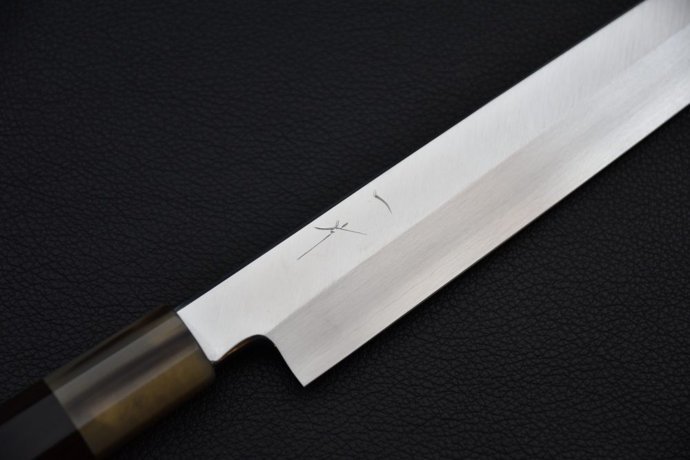 Hitohira Kikuchiyo Manzo Silver #3 Yanagiba 270mm Ebony