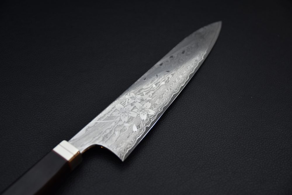Hitohira Uki Sakura Damascus Gyuto 240mm Ébène Fusion
