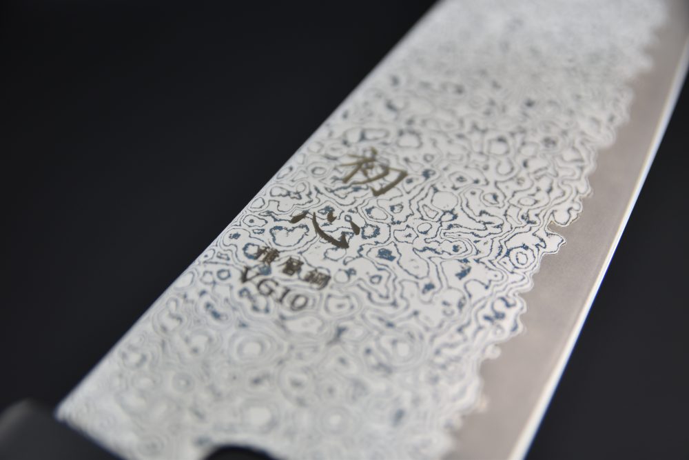 Hatsukokoro Sunaarashi VG10 Kurozome Nickel Damascus Bunka 180mm Teak