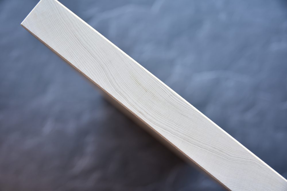 Hitohira WB Aomori Hiba Planche à Découper