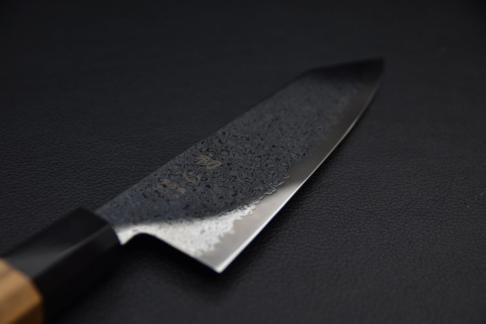 Hatsukokoro Sunaarashi VG10 Kurozome Nickel Damascus Bunka 180mm Teak