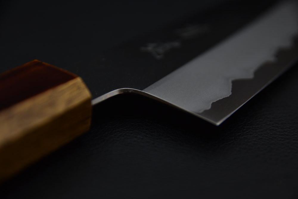 Hado Junpaku Shirogami #1 Stainless Clad Santoku 180mm Chêne Laqué