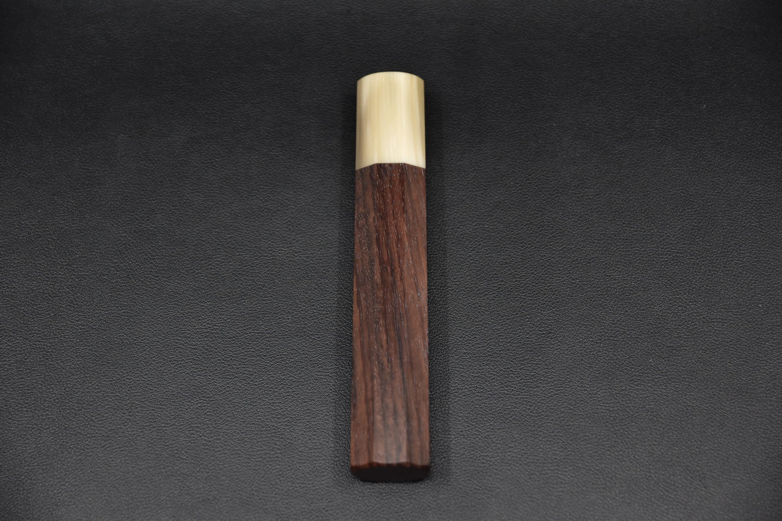 Taihei Manche en Bois de Rose et Corne Blonde 140mm