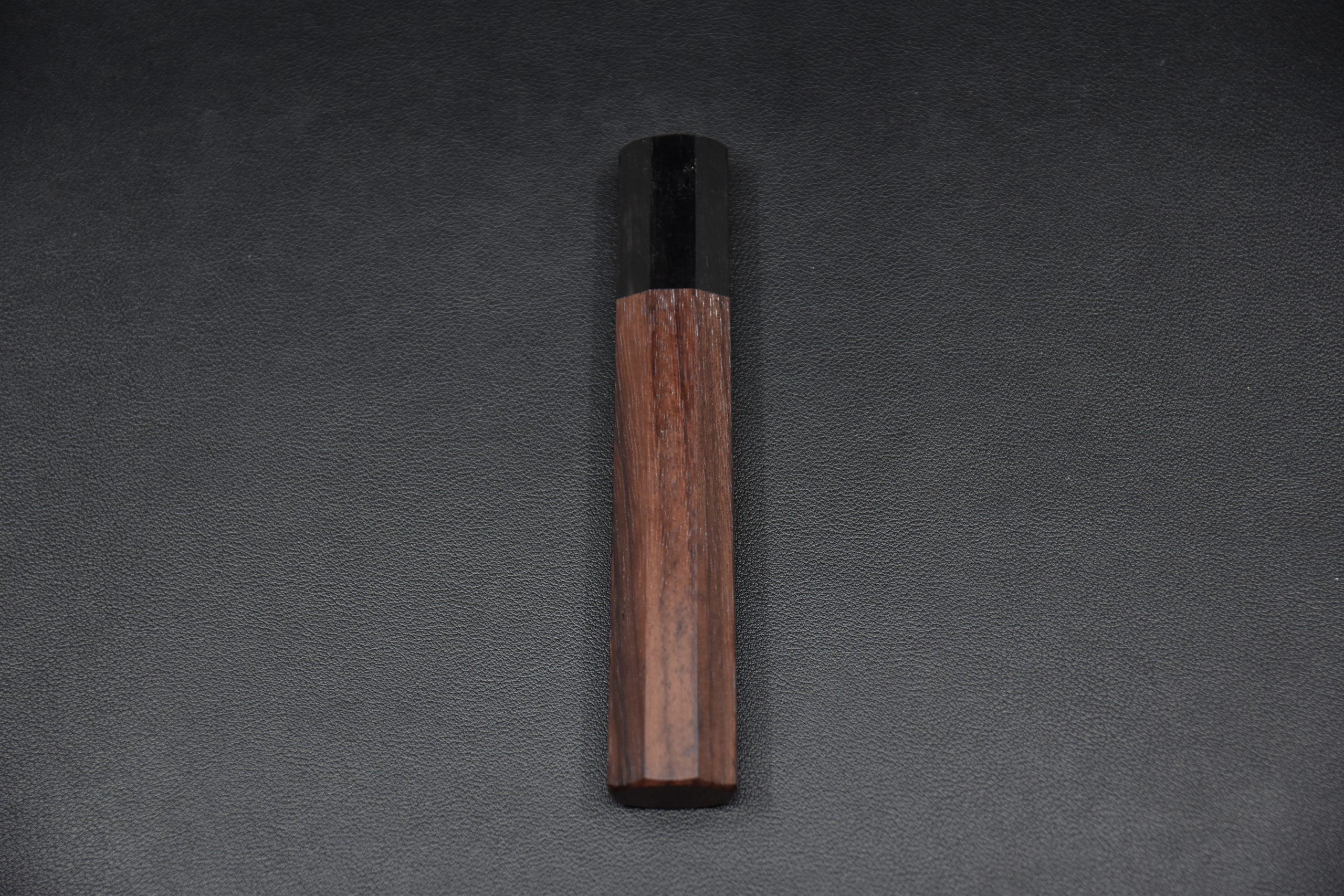 Taihei Manche en Bois de Rose et Corne Noir 140mm