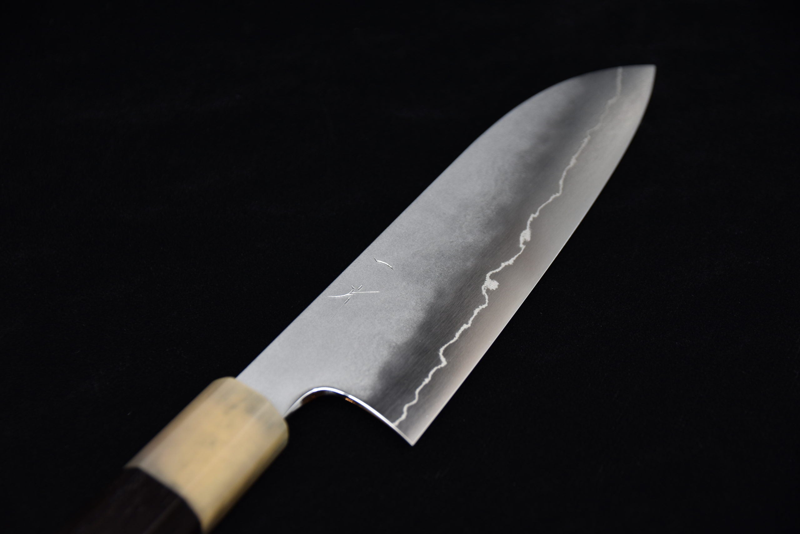 Hitohira Kikuchiyo Yohei Ginsan Kasumi Santoku 180mm Ebony wood