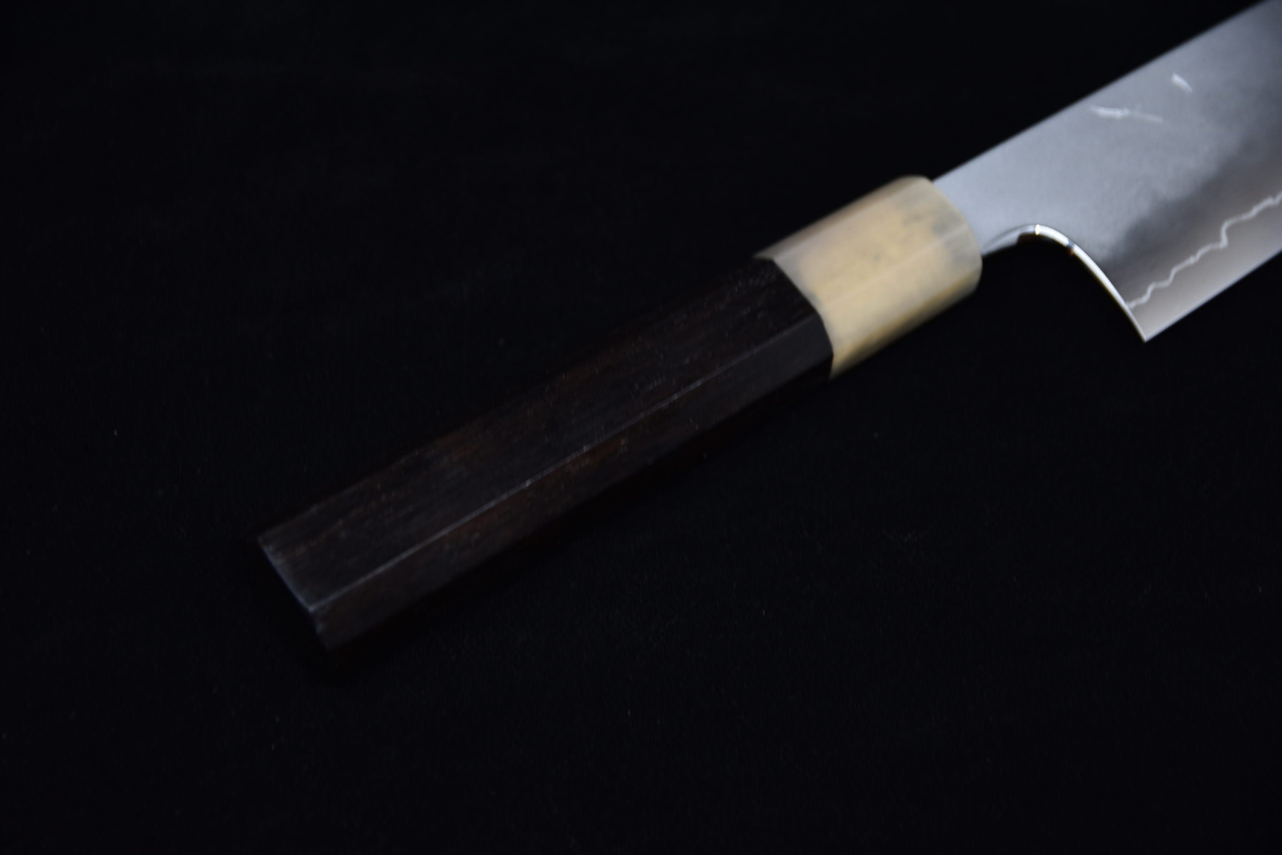 Hitohira Kikuchiyo Yohei Ginsan Kasumi Santoku 180mm Ebony wood