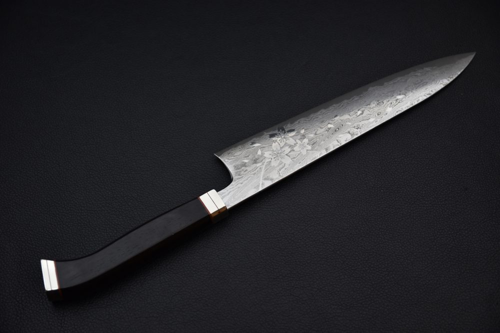 Hitohira Uki Sakura Damascus Gyuto 240mm Ébène Fusion