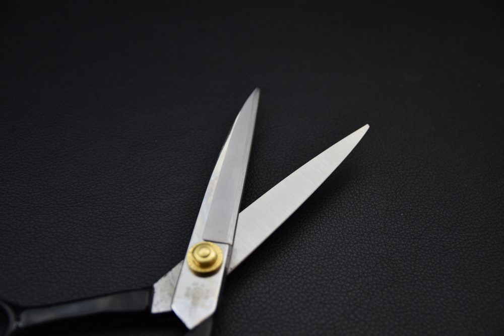 Shozaburo Ciseau à Tissus 220mm